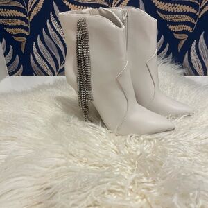 Elegant White Ankle Boots with Rhinestone Fringe